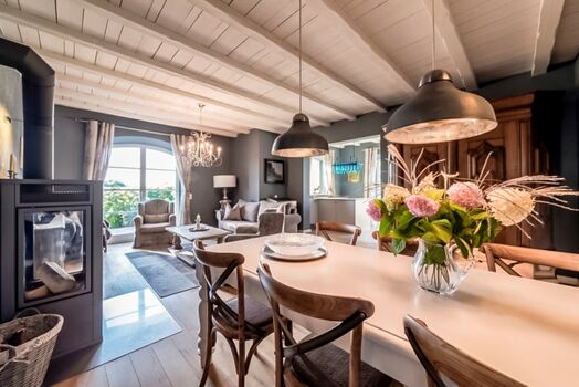 App. 2 - Ess-/Wohnbereich