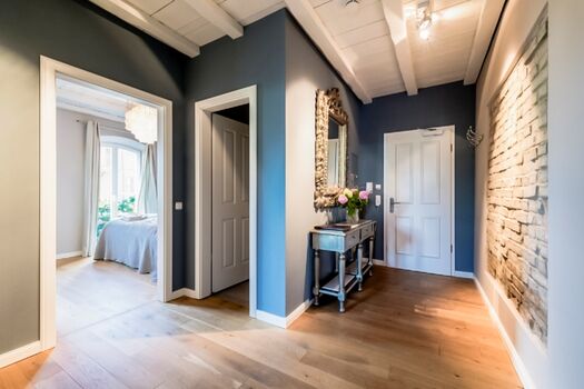 App. 2 - Eingangsbereich