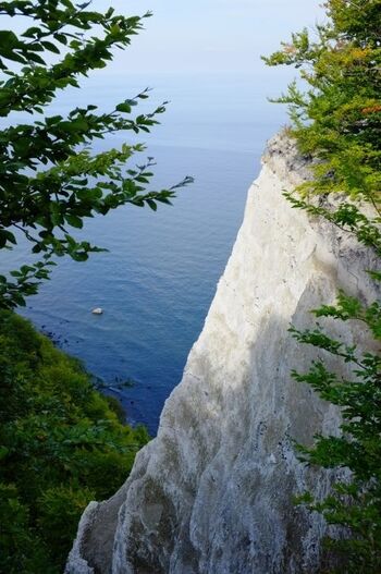 Typische Kreidefelsen im Norden der Insel