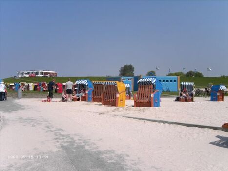 Tossens Strand im Sommer