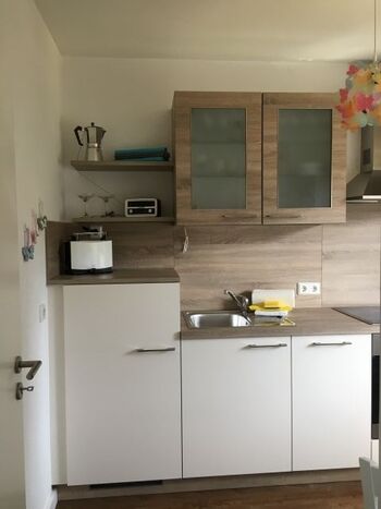 Blick vom Flur in die Küche