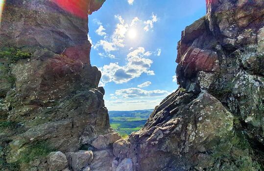 Gemütliche Tageswanderung zu den Bruchhauser Steinen