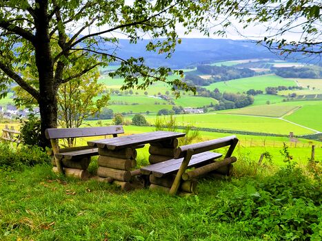 Die Sitzecke mit Aussicht am Heidkopf