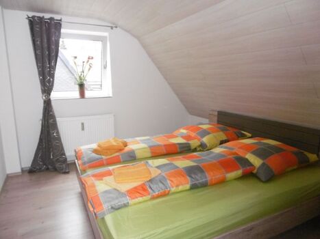 Schlafzimmer II
