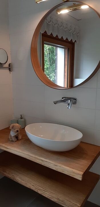 Badezimmer 1 im 1. OG