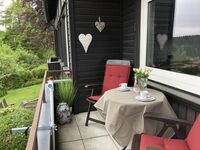 Moderne Wohlfühloase mit Blick ins Grüne, nur 100 Meter bi ...