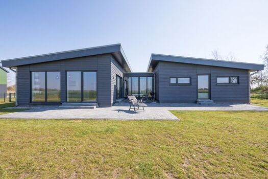 Hannes Huis - Moderner ebenerdiger Neubau  