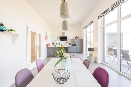 Georgs Huis - Lichtdurchfluteter Wohn und Essbereich 